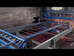 হট ডিআইপি গ্যালভানাইজড ঝালাই গ্যালভানাইজড আয়রন ওয়্যার জাল গ্রিড প্যানেল বেড়া তারের জাল